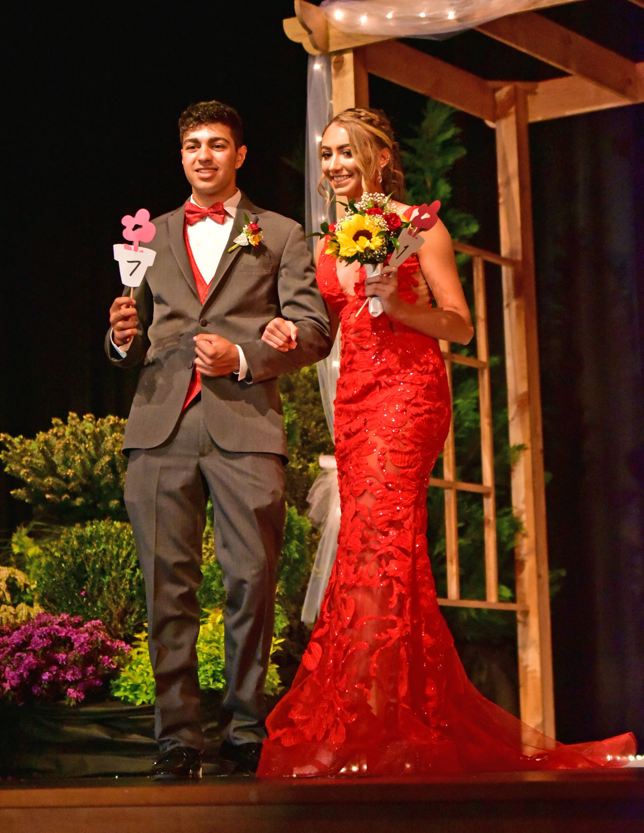 050419_gal_buenaprom 49